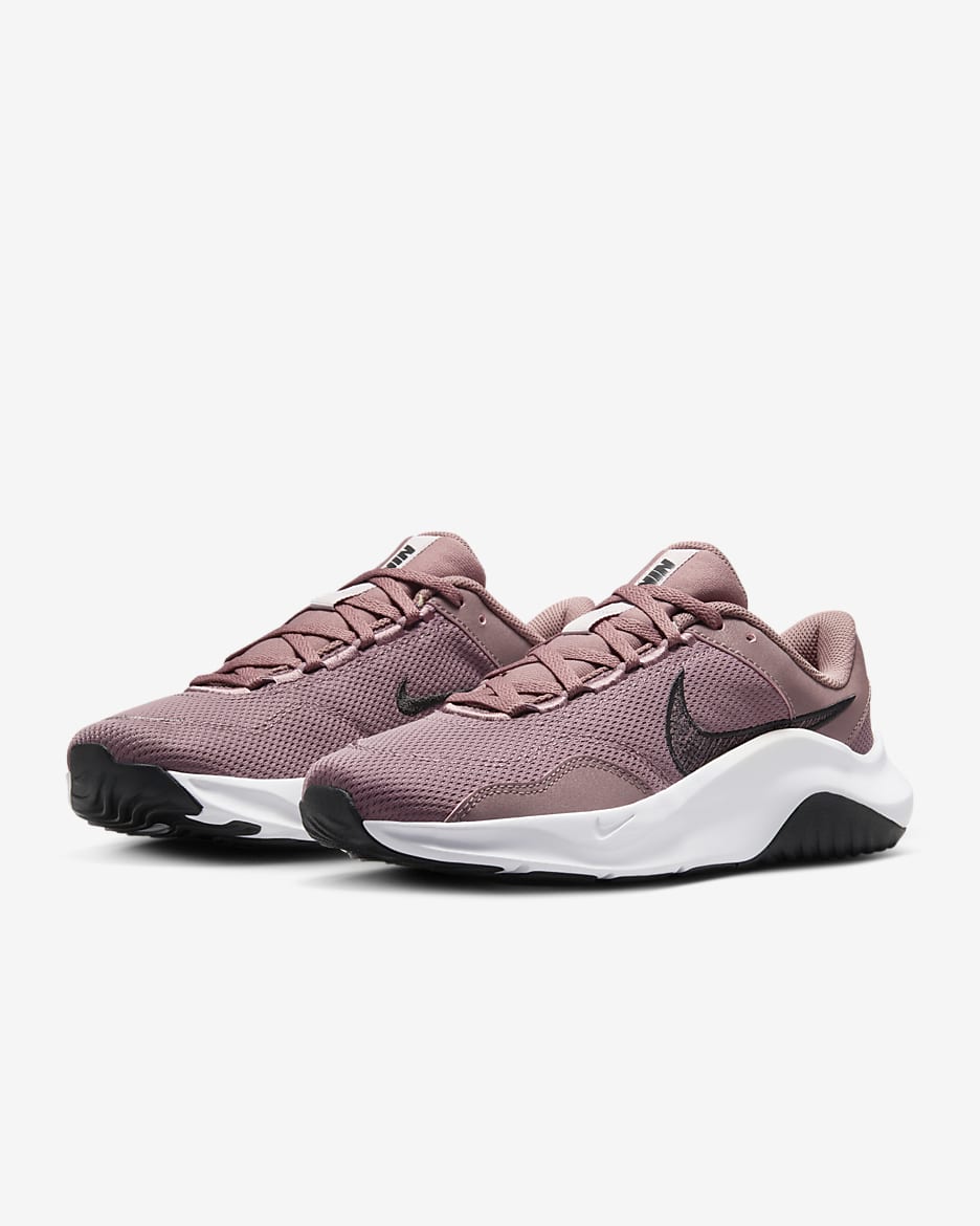 Gym shoes womens nike hotsell